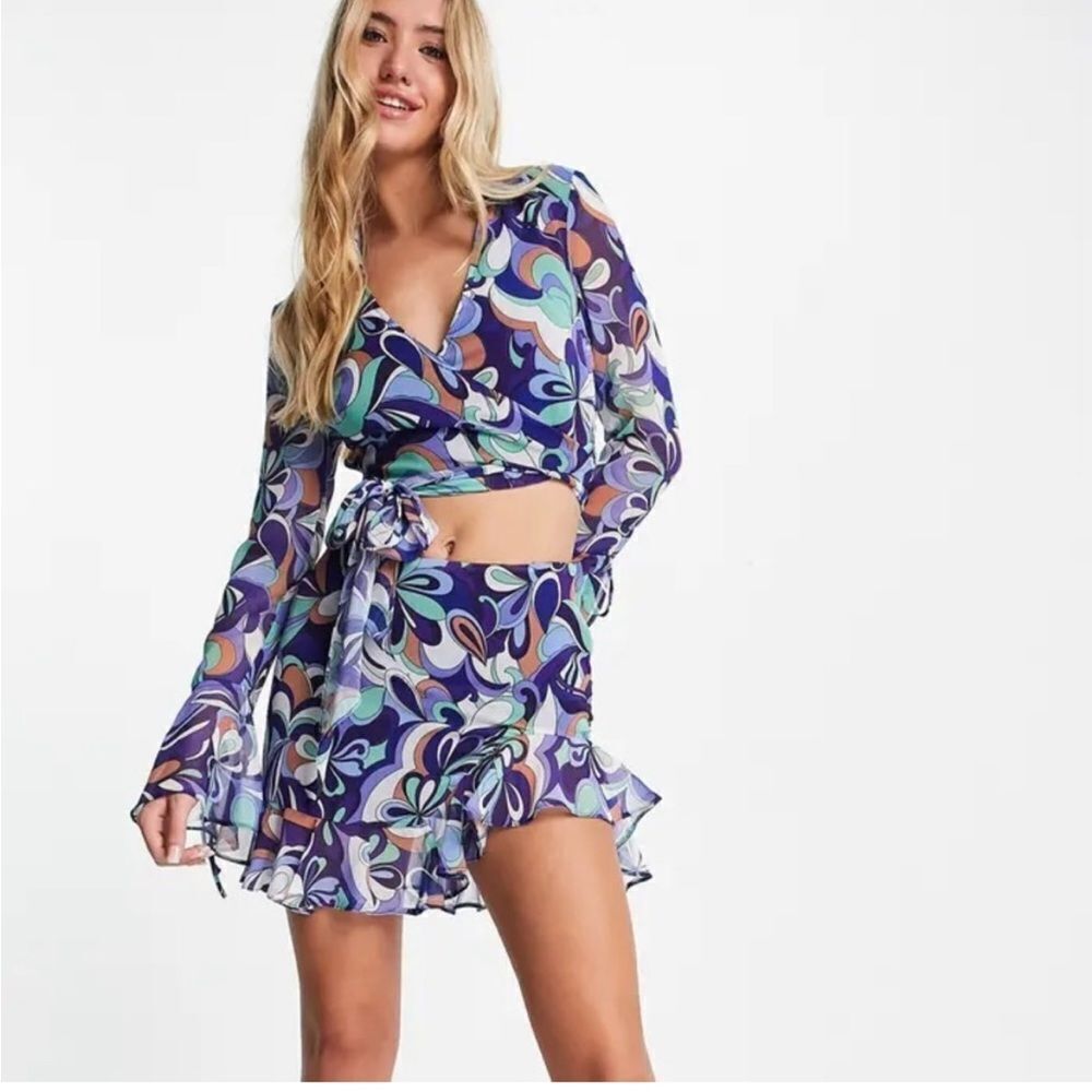 ASOS RUFFLE PRINT MINI SKIRT size 8 - Picture 4 of 11